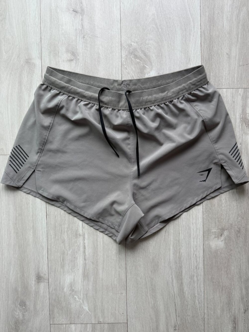 Gymshark Apex Run Shorts 5" Taupe Linen Brown Polyester Stretch M